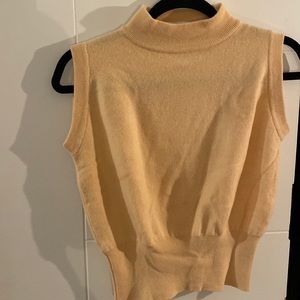 Cashmere sweater vest